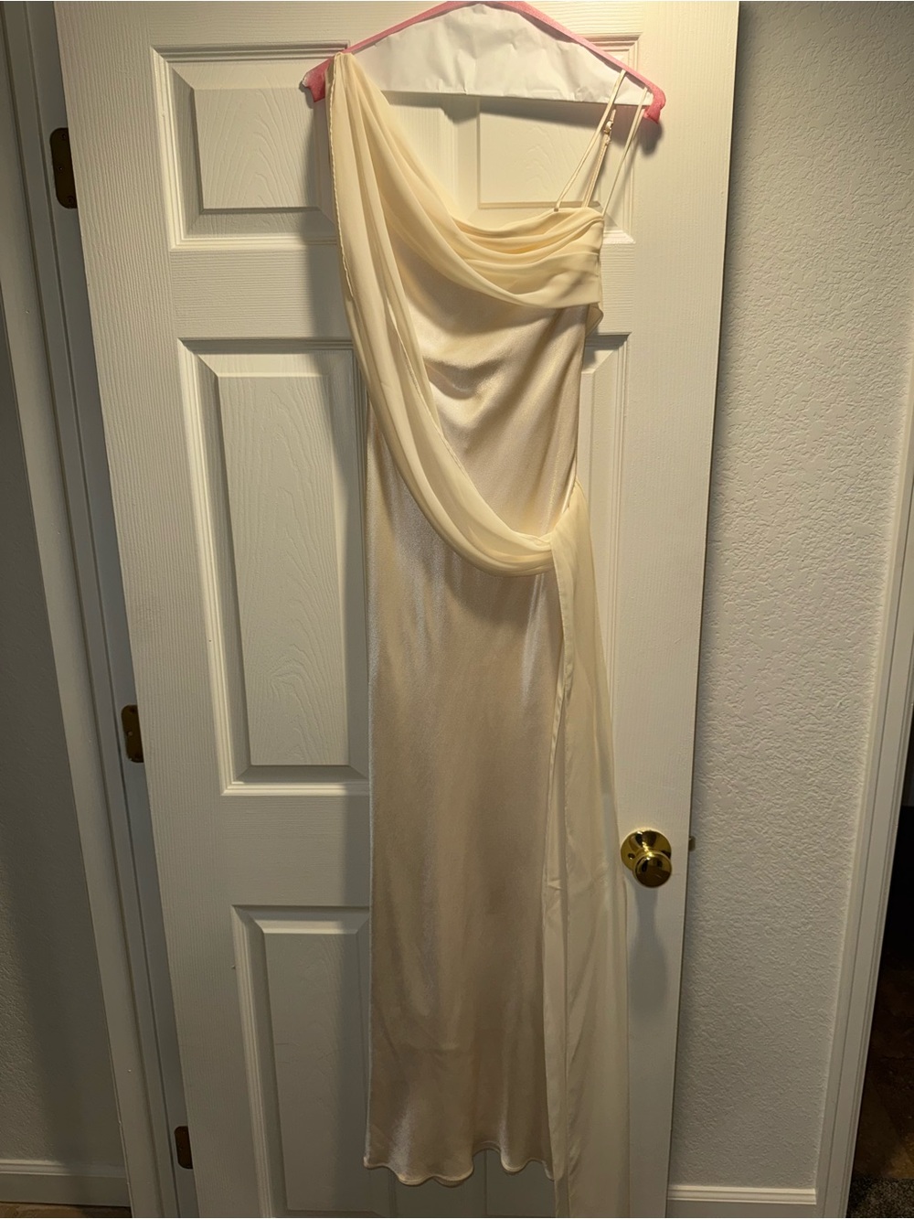 Arcina Ori Helena Chiffon-Detailed Satin Gown Ivory – Altered XS - Picture 3 of 12